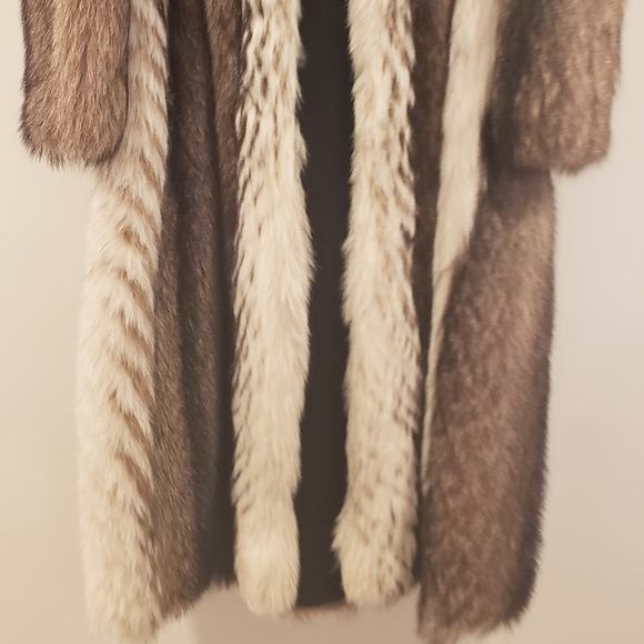 Harry Kirshner & Sons 90s NYC Fashion District Fur - Picture 4 of 14